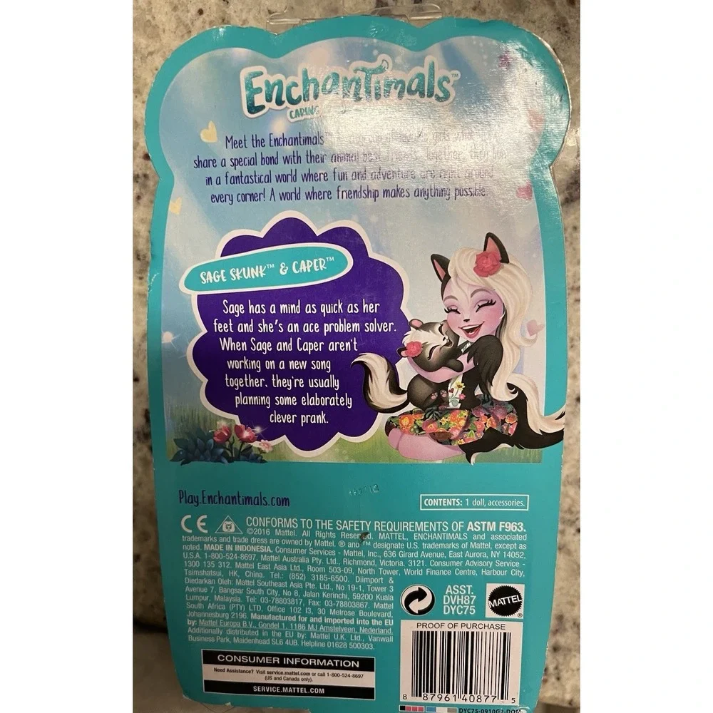 NEW NIP Enchantimals Sage Skunk‎ Doll & Caper Figure